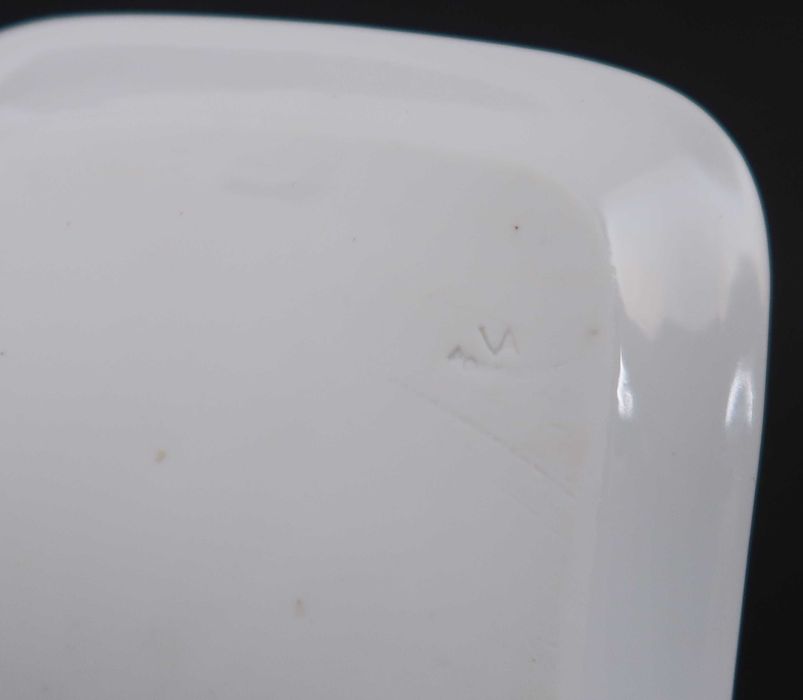 Cinzeiro de praia Vista Alegre - Bailinho da Madeira