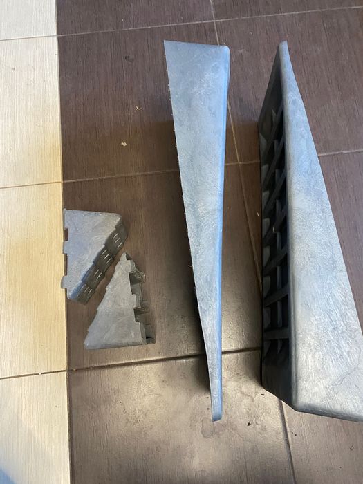Kliny poziomujące przyczepa kempingowa kamper