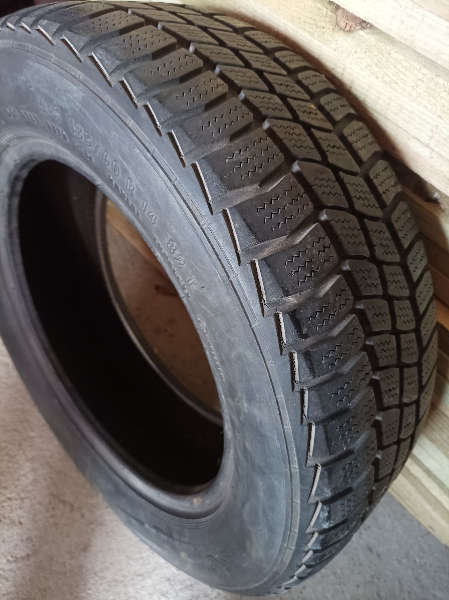 Opona zimowa comet winter 185/60 r14