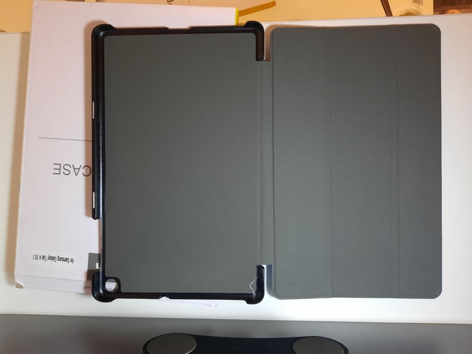 Etui na Samsung Galaxy tab A 10.1 cal T515 T510