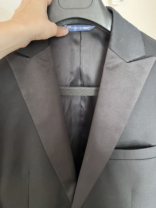 Garnitur męski firmy PAWO