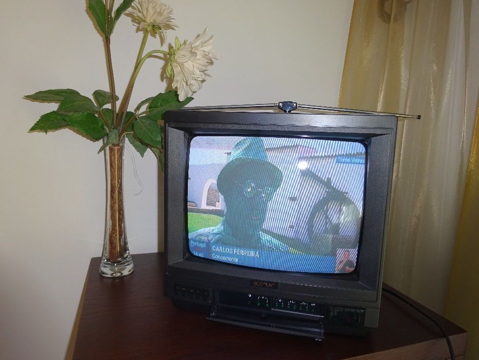 Televisor Starlux 14"
