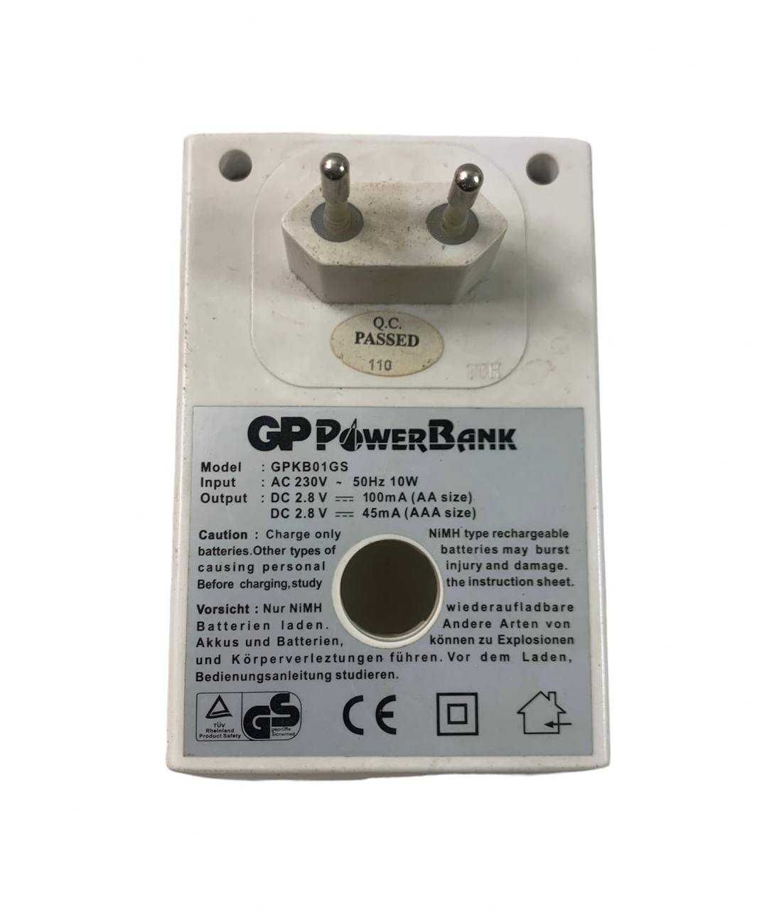 Ładowarka akumulatorów AA GP PowerBank