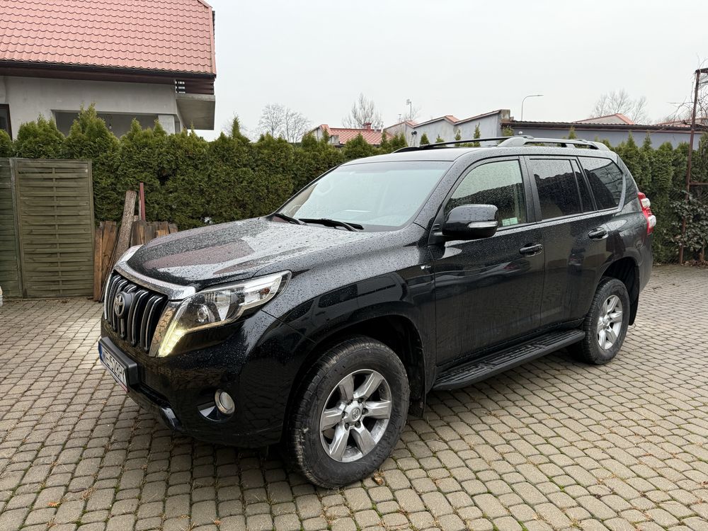 Toyota Land Cruiser 2017r