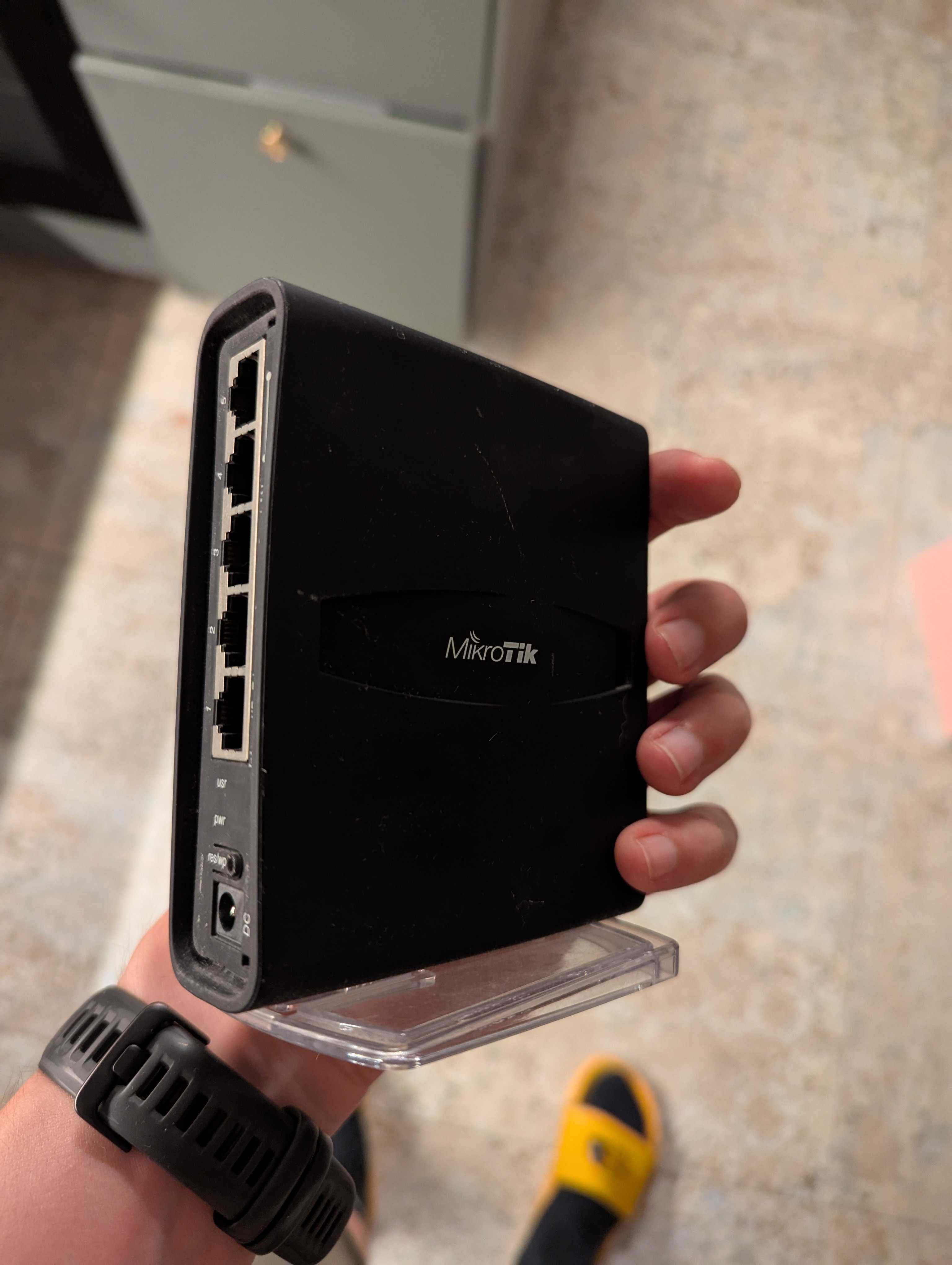 MikroTik hAP ac2 tower