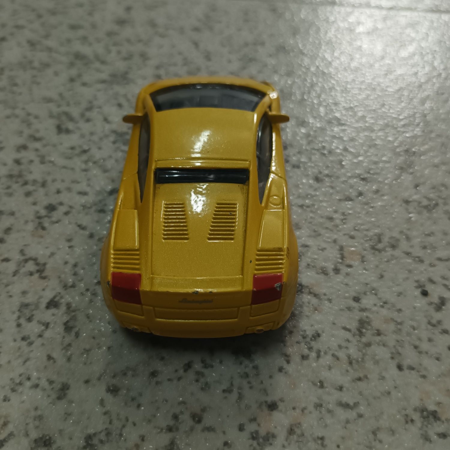 Miniatura Lamborghini Gallardo (escala 1/43)