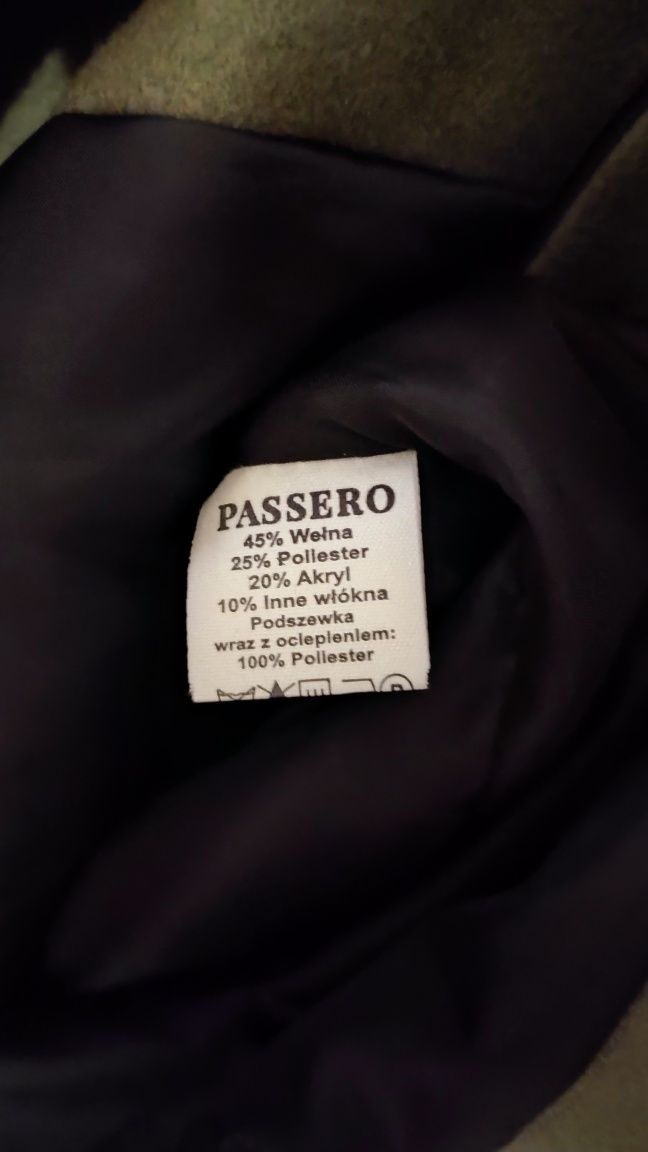 Oliwkowy klasyczny, długi płaszcz firma Passero.