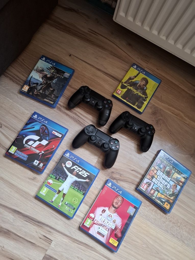 Sprzedam PS4 PRO 1TB