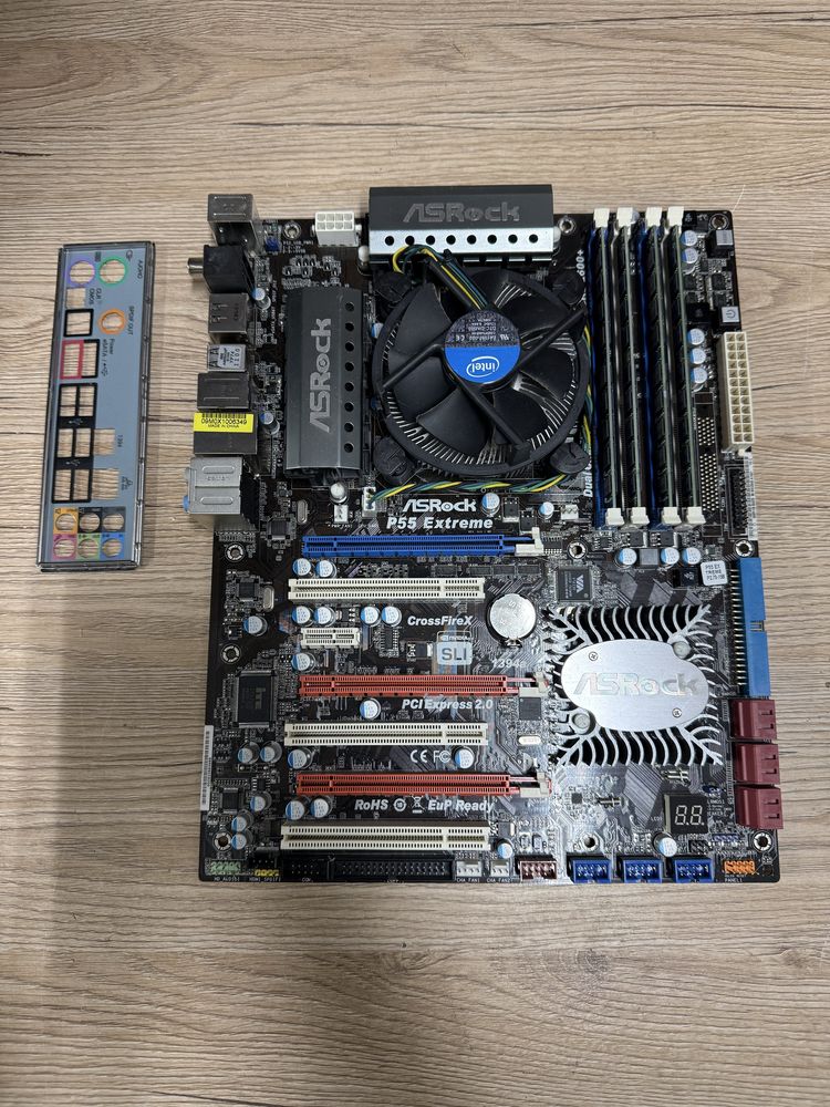 Комплект AsRock P55 Extreme + i7 860 + 32gb DDR3