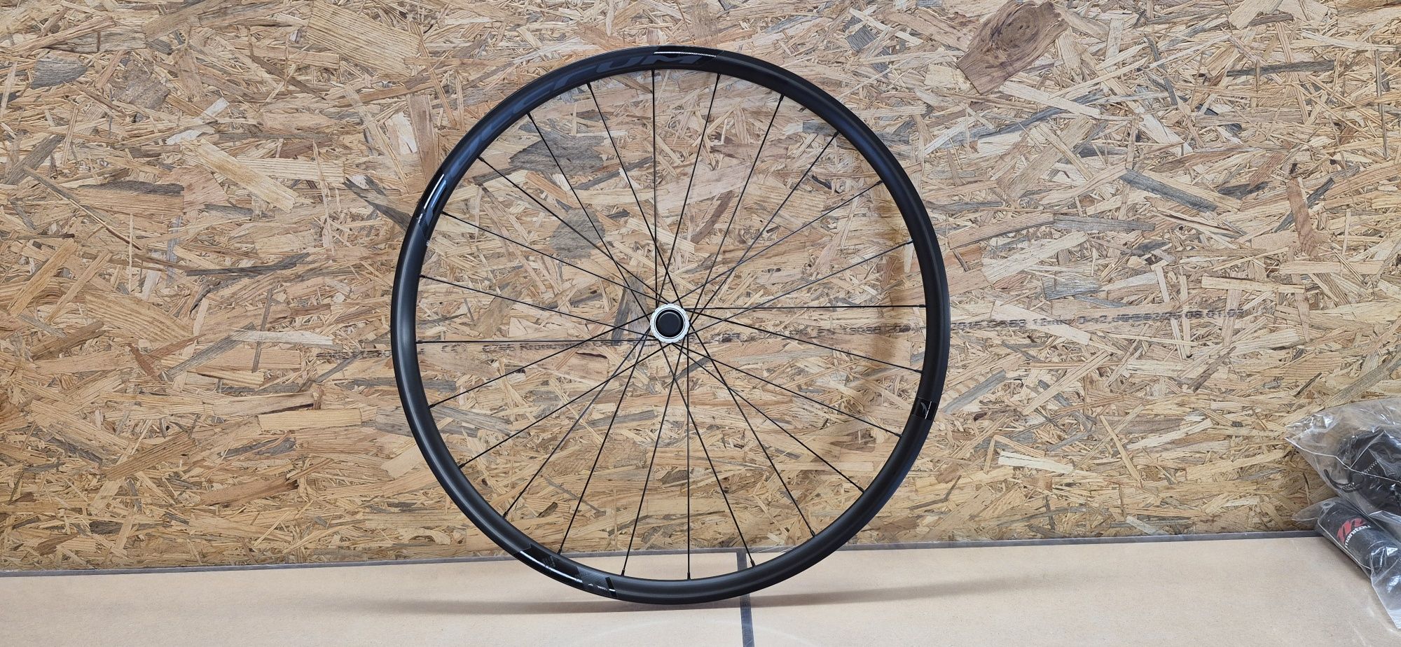 Nowe. Koło Fulcrum Racing 600DB. Przód.