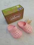 Sandálias Crocs rosas da Chico novas