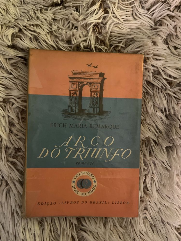 Livro Arco do triunfo