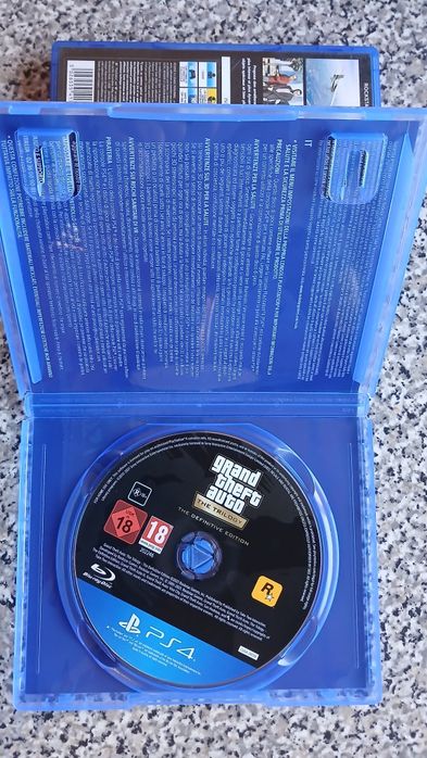 Grand theft auto trilogy/Grand theft auto 5 Playstation 4