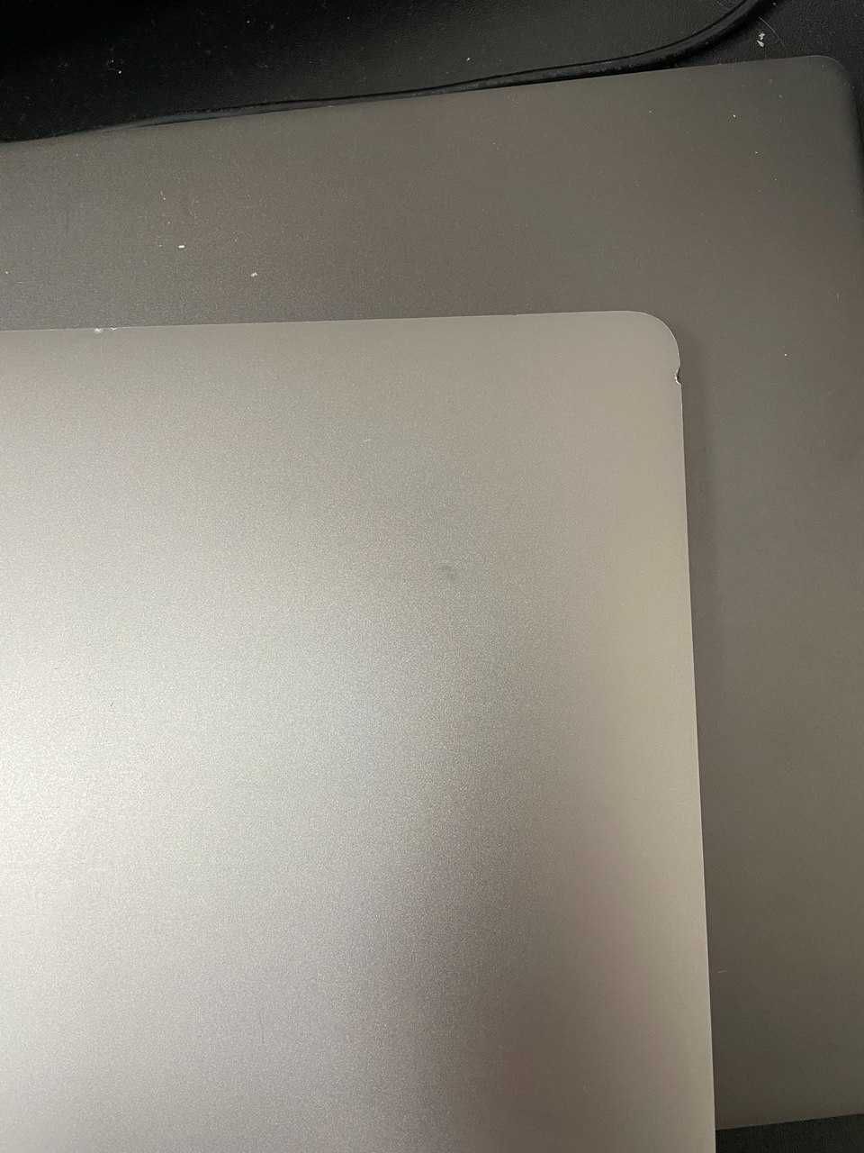 MacBook Pro 16" 2019 i7/16/512