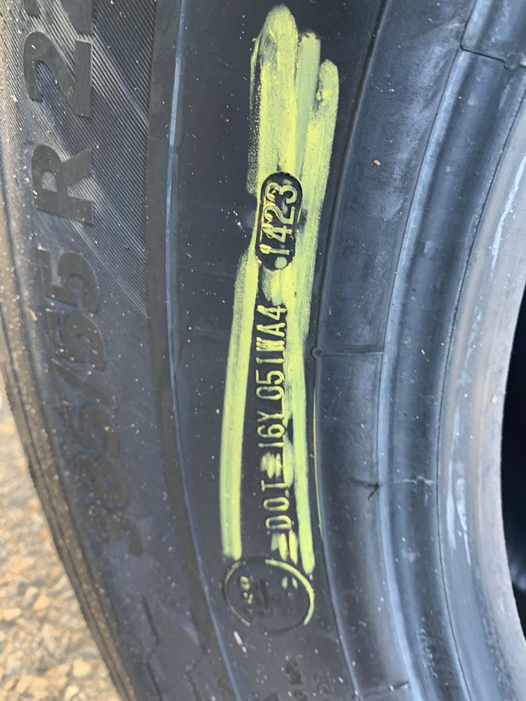 D66. 385/55/22,5 Continental HS5