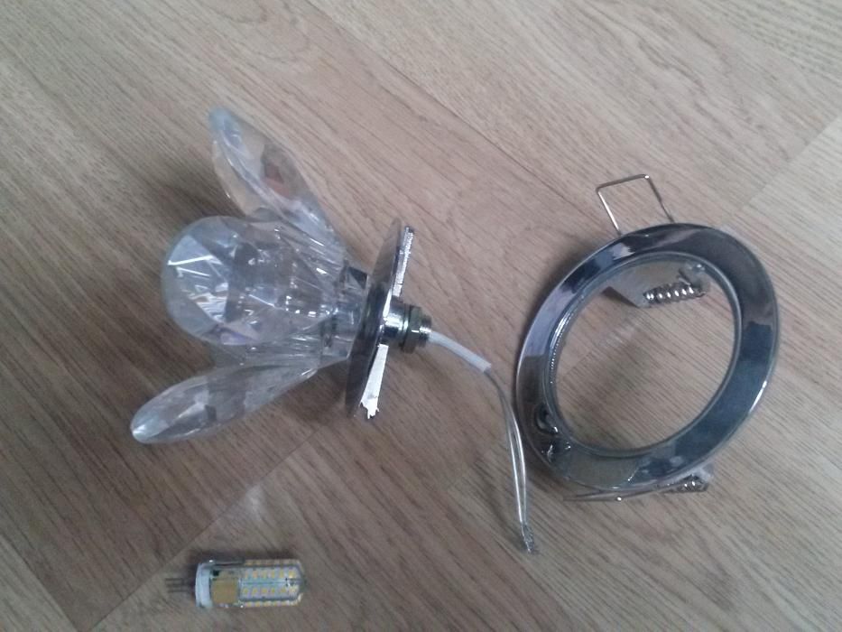 светильники (точечный потолочный под под лампу G4)