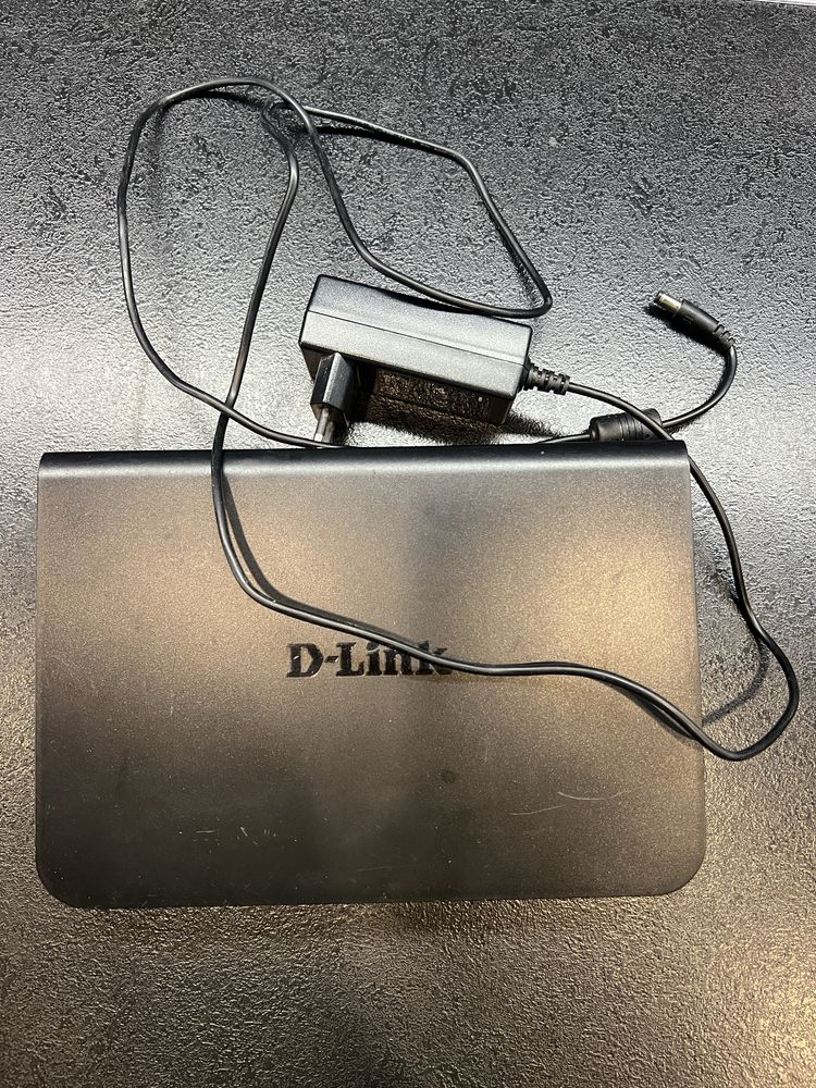 Комутатор D-Link DES -1024A