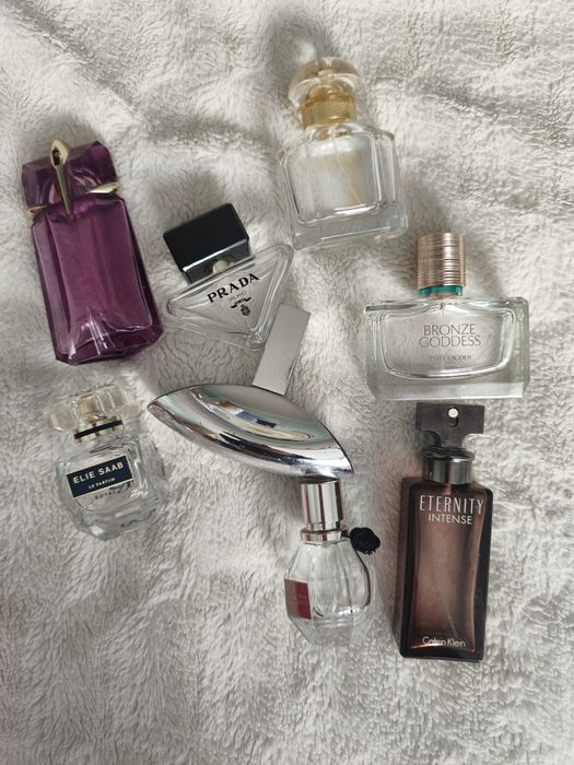 Puste flakony po perfumach