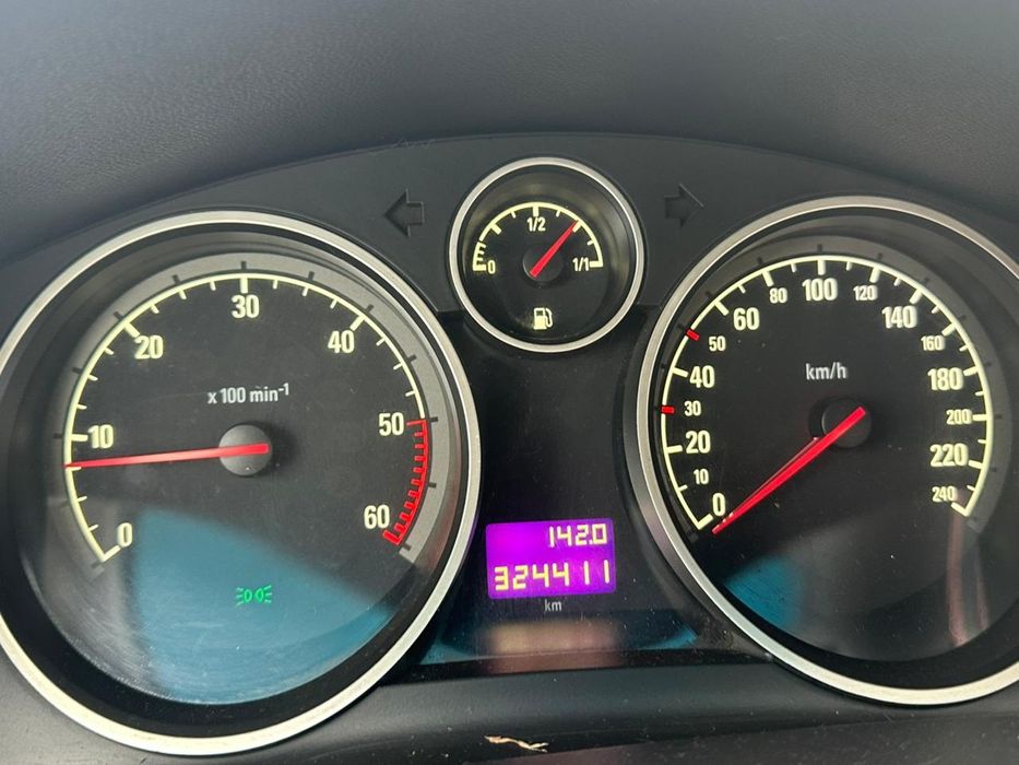 Opel Astra H 1.9 CDTI 150km