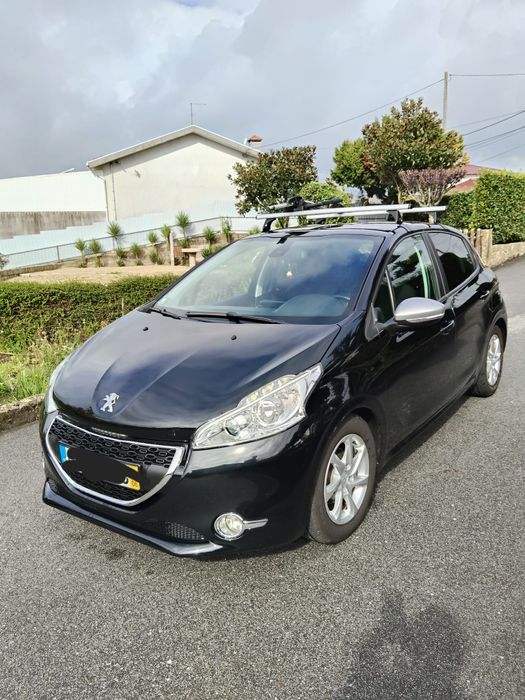 Peugeot 208 1.4vti 2012