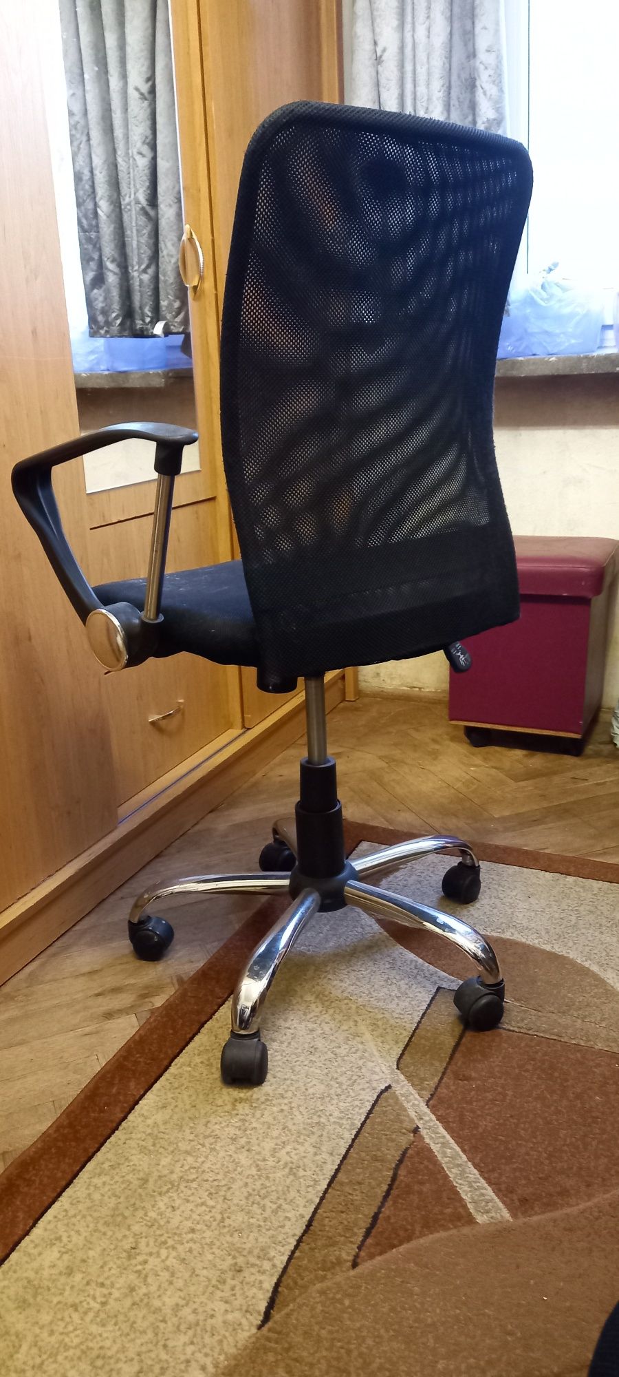 Fotel Krzesło obrotowe do biurka kolor czarny