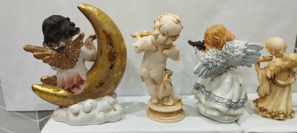 7 sztuki Figurki Aniołki Aniołek z instrumentami muzycznymi do szopki