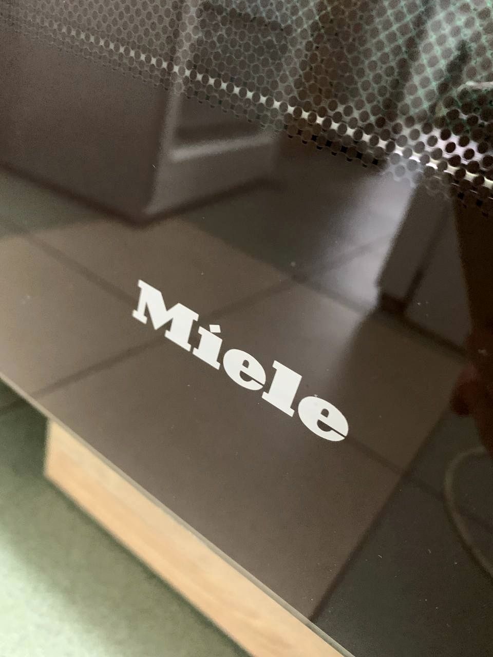 Духова шафа Miele H 2663 B