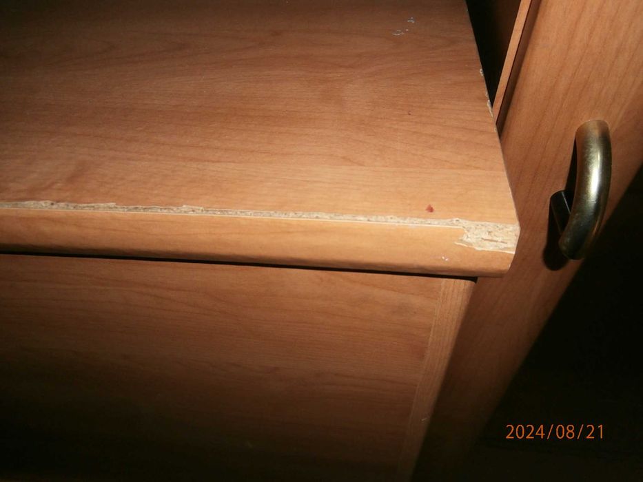 Witryna Słupek przeszklony+barek gratis kol. olcha używane czytaj opis