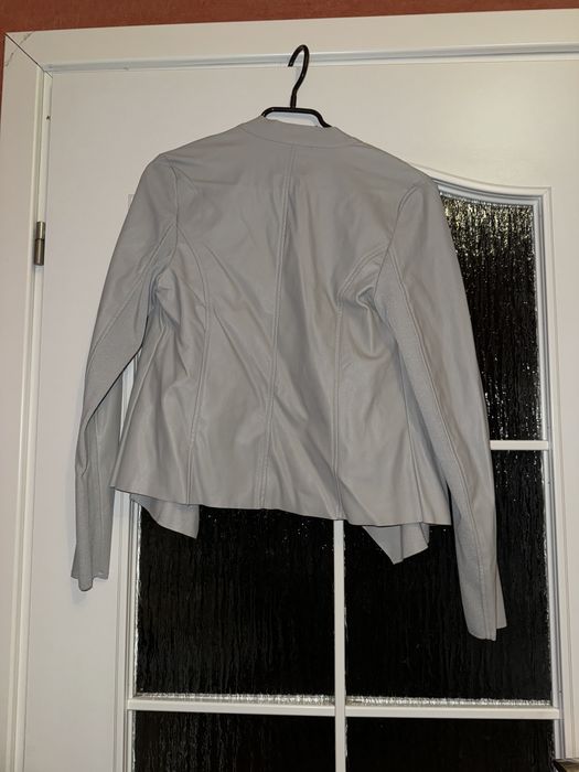 Szara skórzana katana