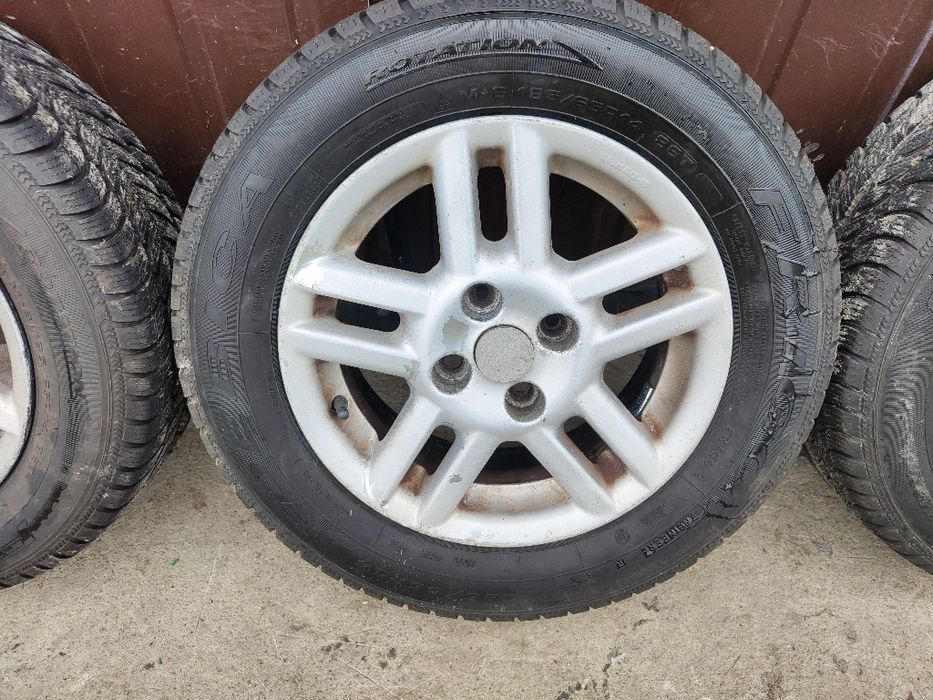Felgi 14 4x100 et37 opony 185/65/r14 Dębica z opla astry