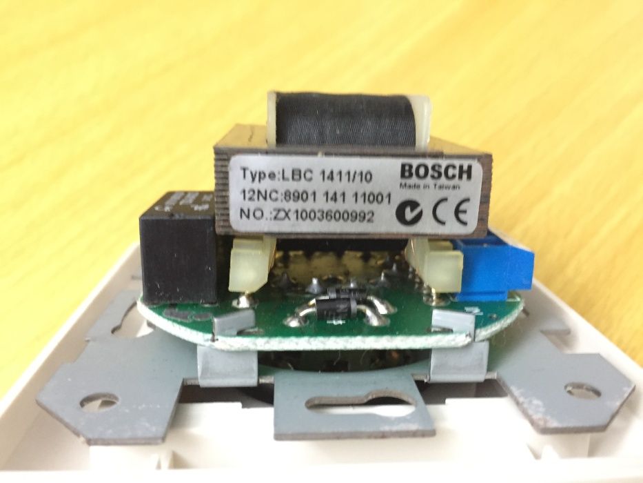 Controlador de Volume Bosch LBC 1411/10