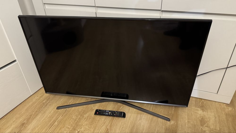 Telewizor Samsung 48” cali J5500AW Smart Tv