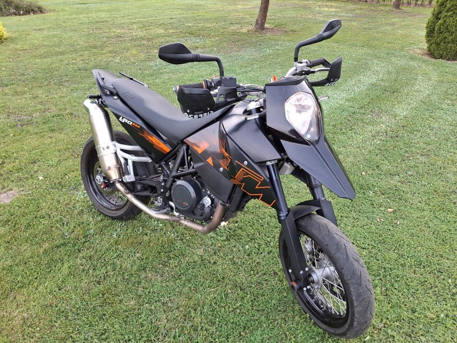 Ktm 690 supermoto  wtrysk