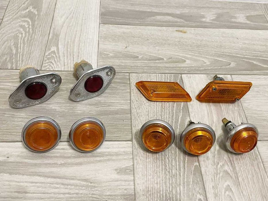 Повторители поворотов - подфарники Ваз 2101 2103 2106 новые СССР хром