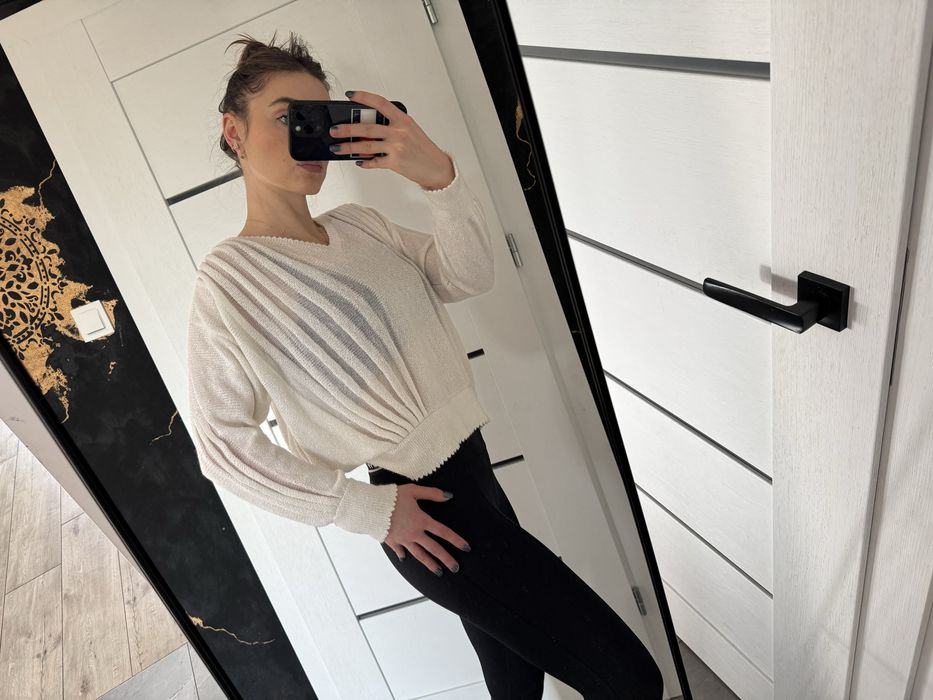 Sweterek biały elegancki zara