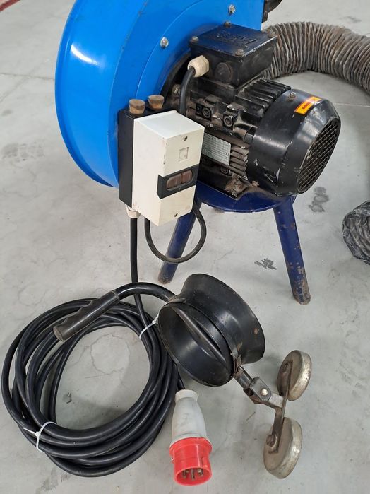 Extrator de fumos de soldadura