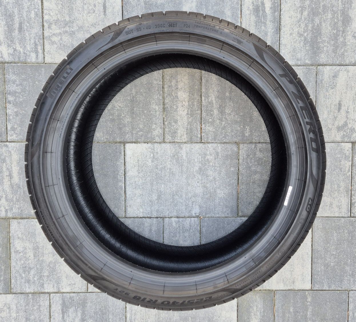 1x Pirelli P Zero PZ4 225/40R18 92Y XL A0 DOT 4621 5,7 mm