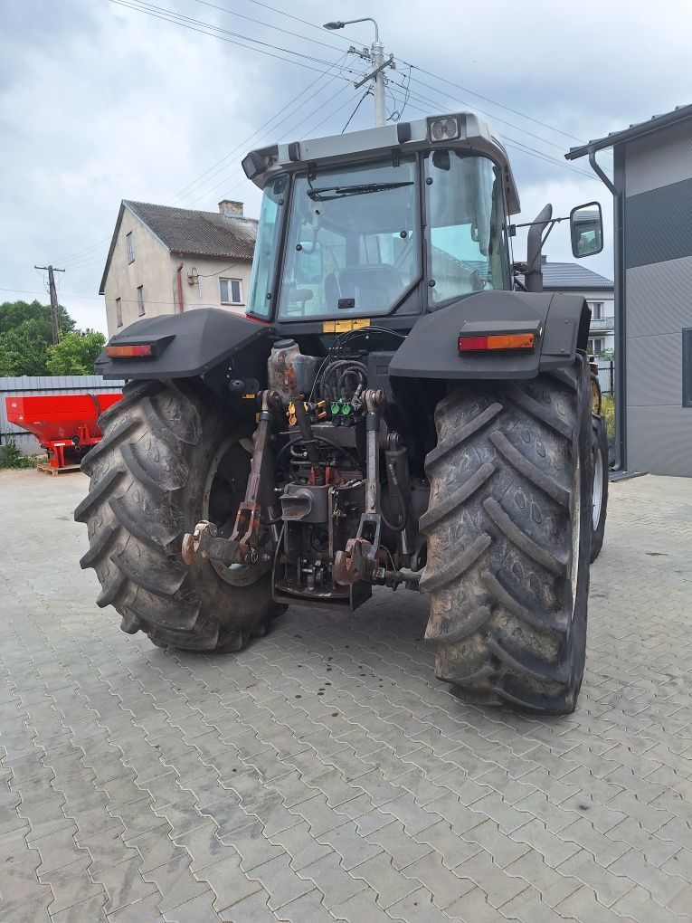 Massey Ferguson 8140 mechaniczny Stan Bdb Polecam Sprowadzony