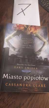 Miasto popiołów Dary Anioła 2 Cassandra Clare