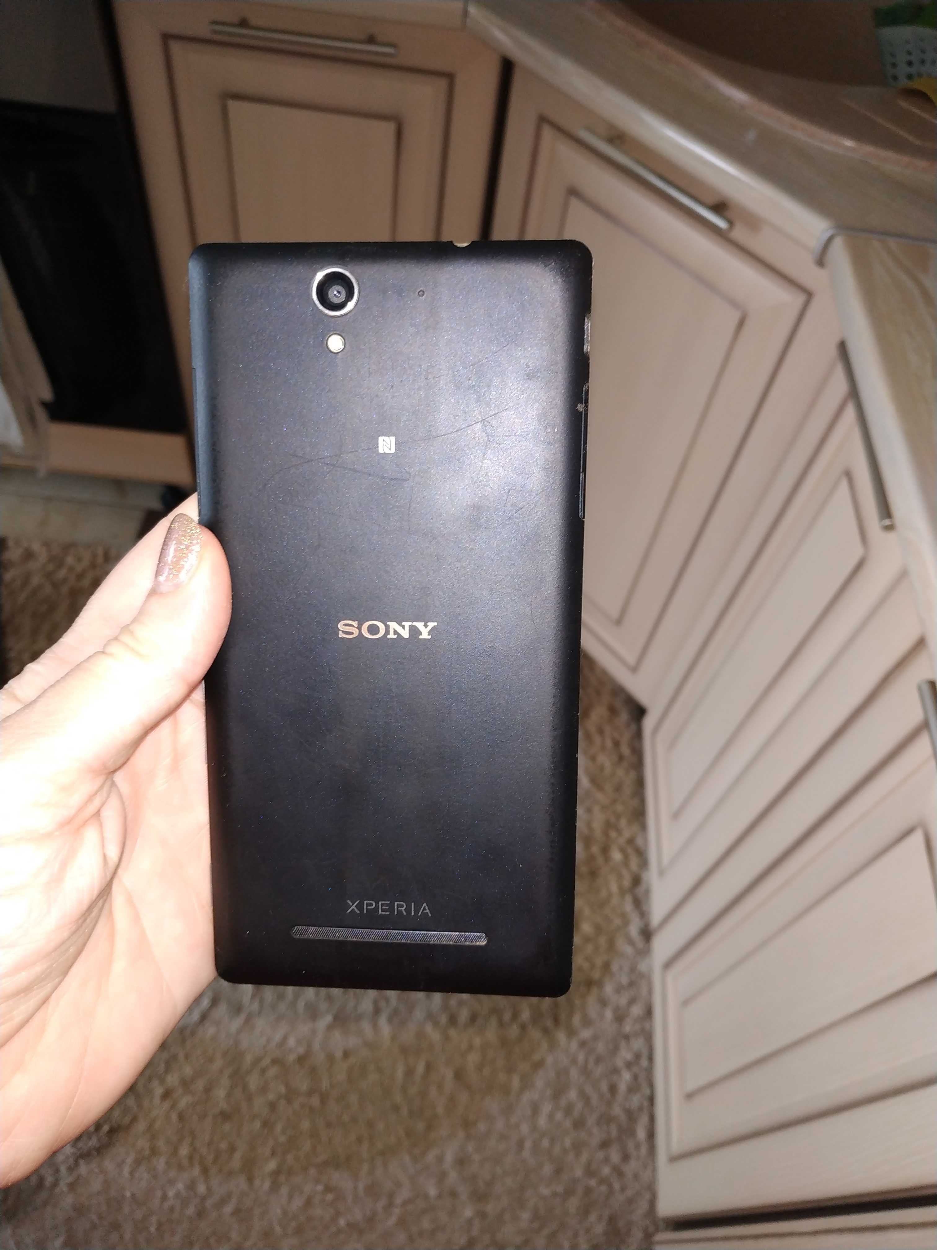 Телефон на запчастини  Sony Xperia Sony D2502/C3 Dual