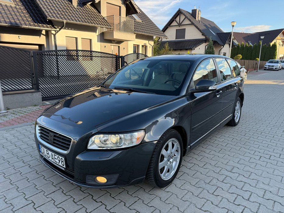 Volvo V50 * 2.0D 136 KM * Automat * Stan Bardzo Dobry