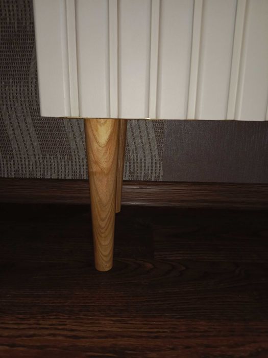 Тумба радянських часів.