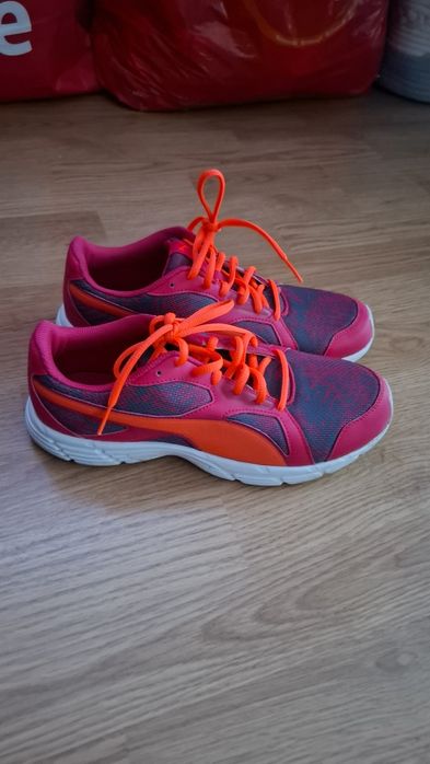 Puma świetne sportowe buty 39