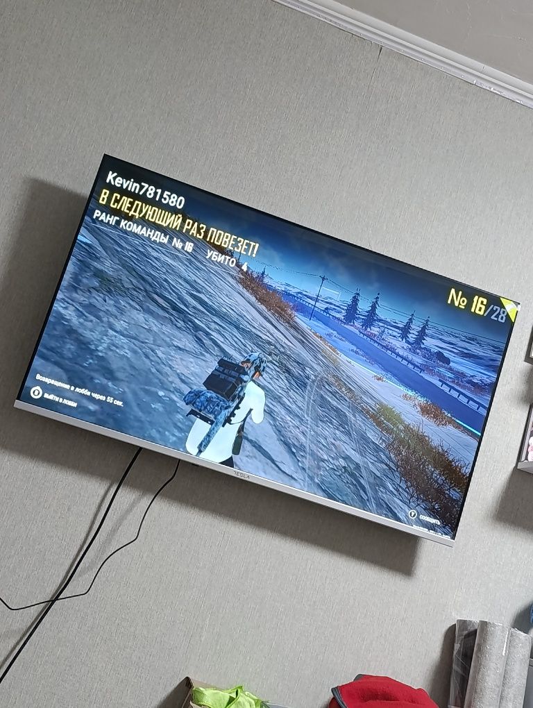 Xbox one на 500gb пам'яті
Все працює, недоліків немає, в комплекті оди