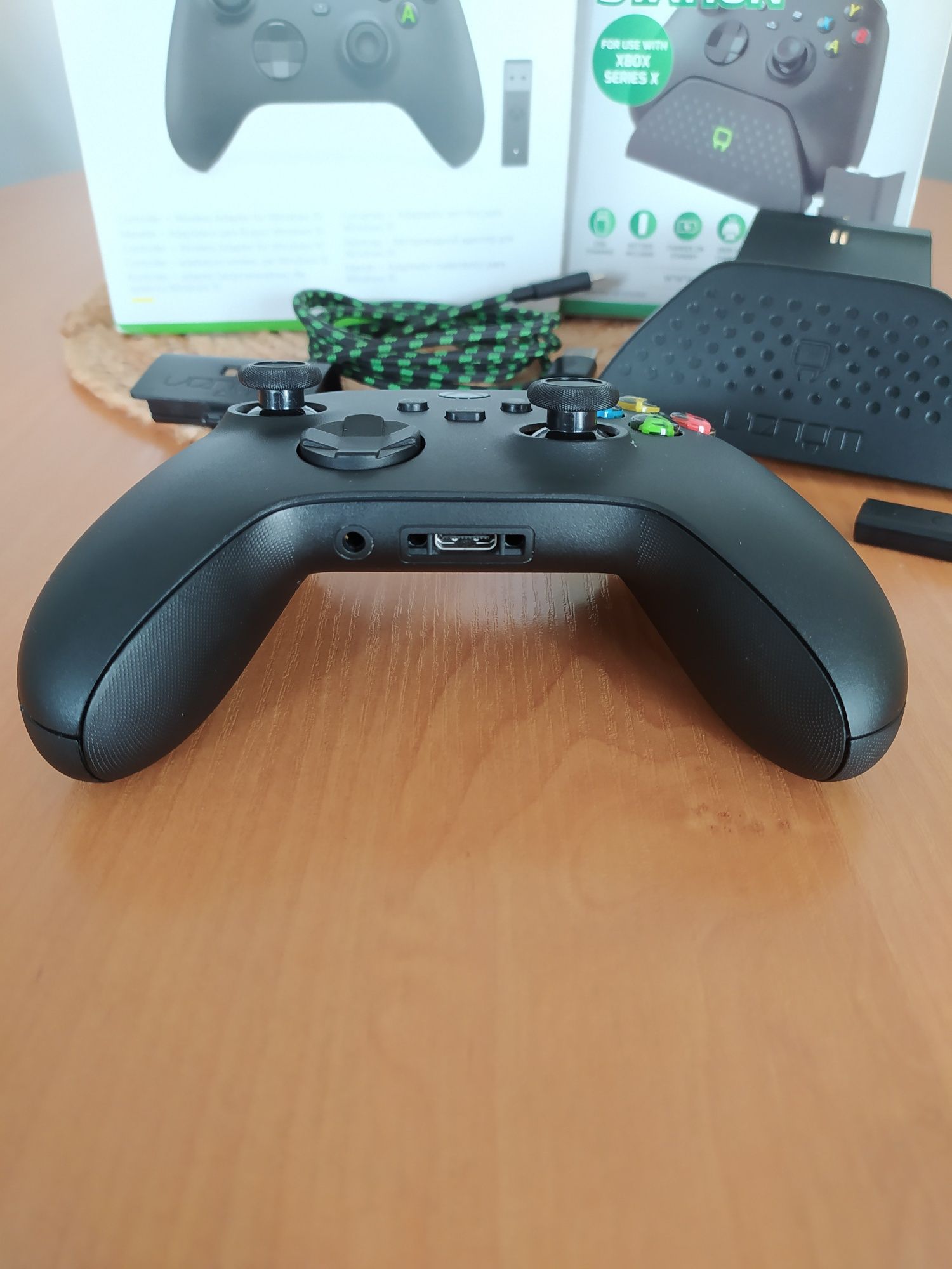 PAD Xbox Series/One+Adapter PC+Akumulatorek+Ładowarka