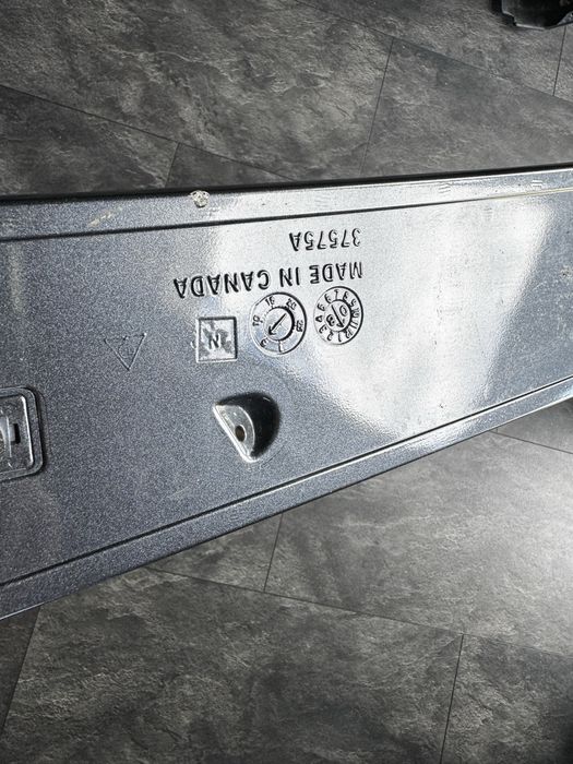 Spoiler Challenger SRT SRT8 OEM Okazja Super stan