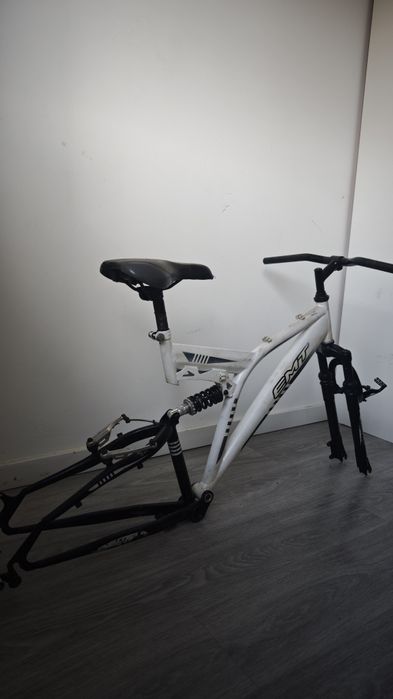 Quadro aro 26 full suspensão