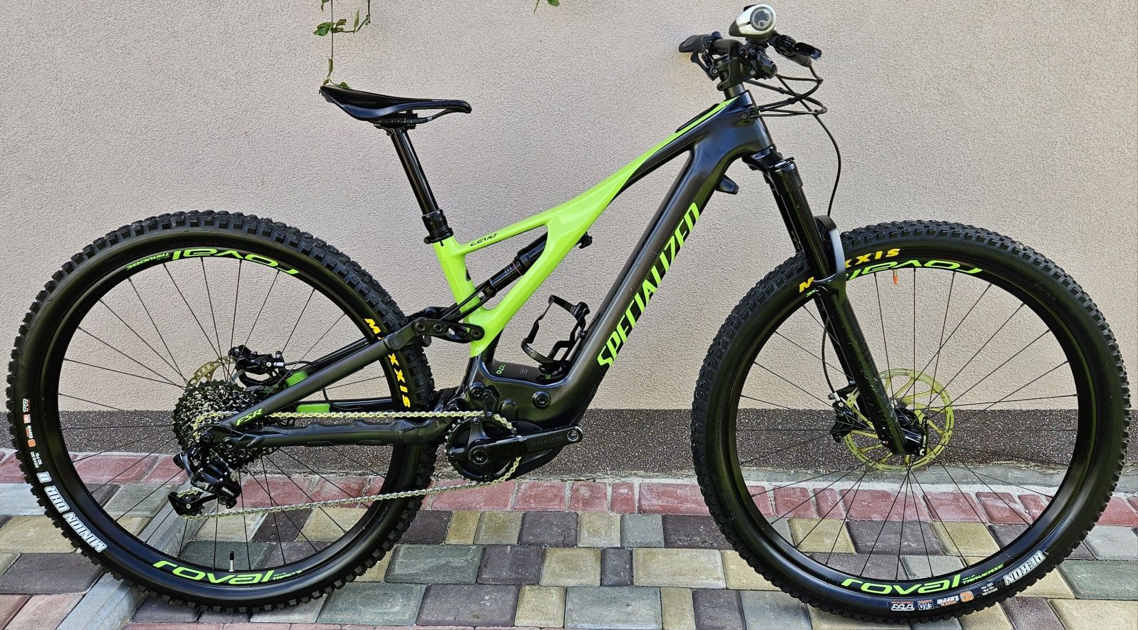 Велосипед Specialized LEVO MEN EXPERT CARBON 2019