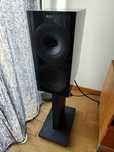 KEF | Colunas R3 Meta + Suportes oficiais