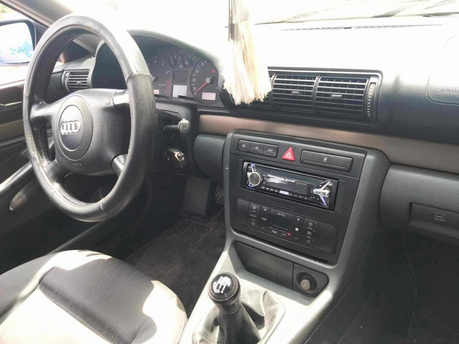 Audi a4 1.6 gasolina  NEGOCIÁVEL